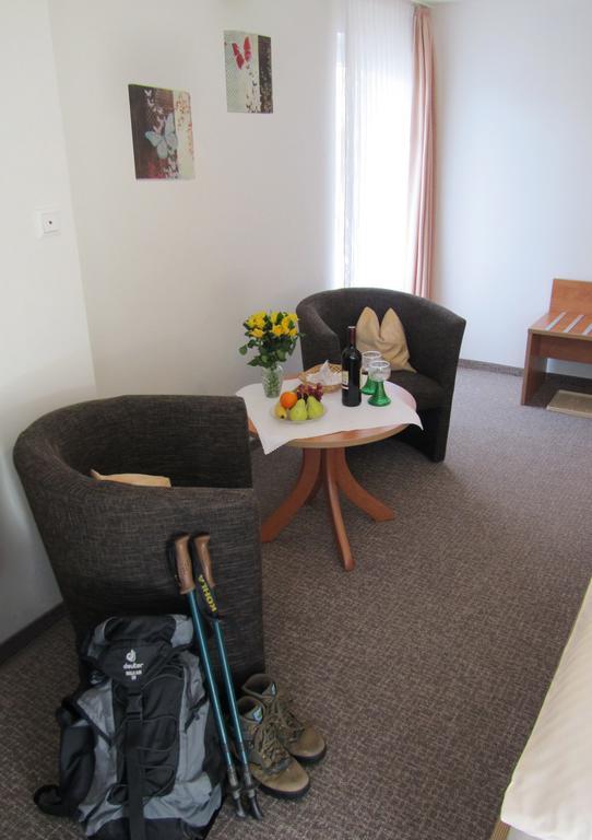 Pension Haus Waldfrieden, Meinecardplus Inklusive 빌링겐 외부 사진