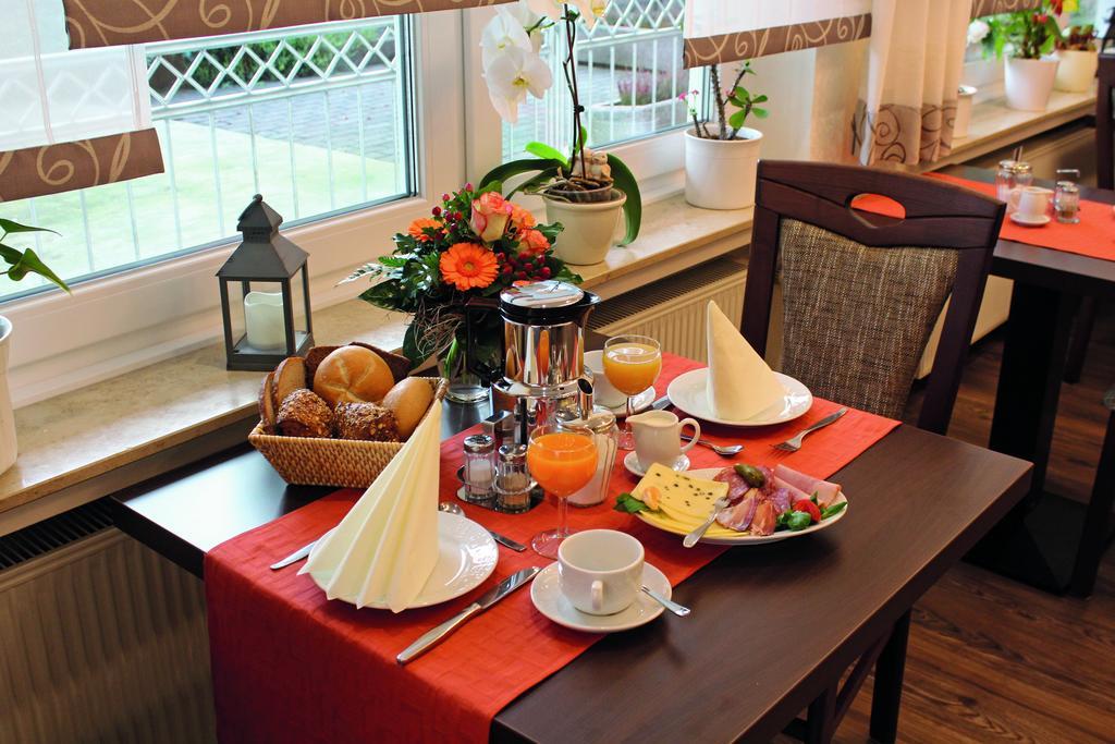 Pension Haus Waldfrieden, Meinecardplus Inklusive 빌링겐 외부 사진