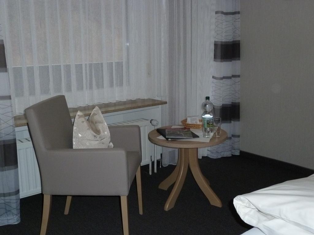 Pension Haus Waldfrieden, Meinecardplus Inklusive 빌링겐 외부 사진