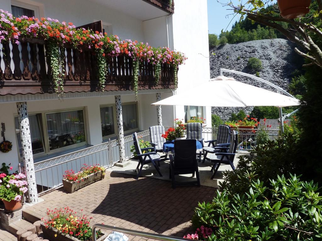 Pension Haus Waldfrieden, Meinecardplus Inklusive 빌링겐 외부 사진