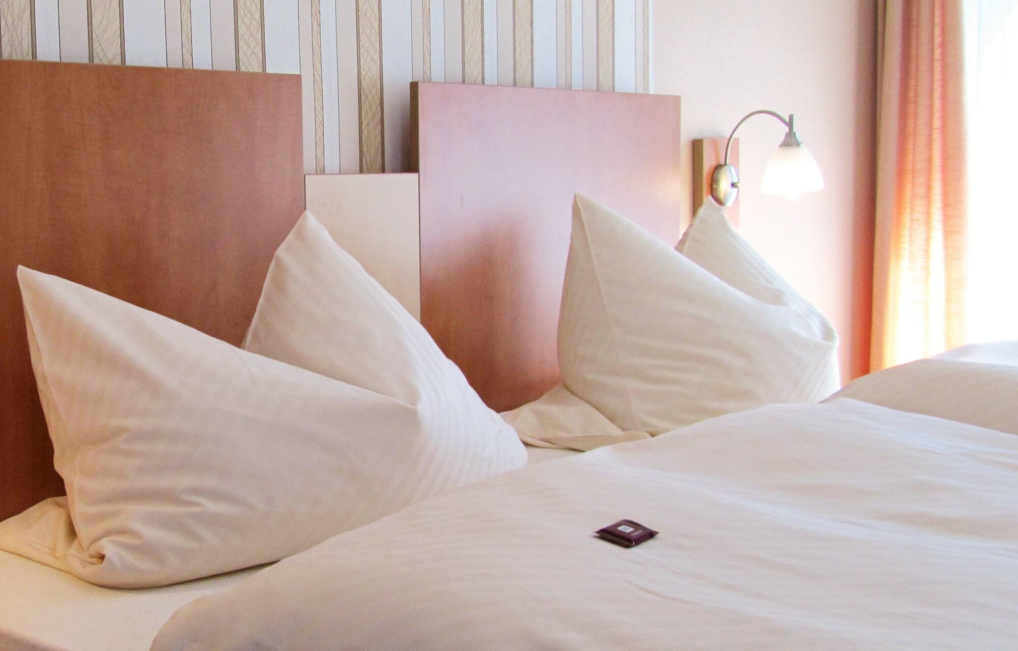Pension Haus Waldfrieden, Meinecardplus Inklusive 빌링겐 외부 사진